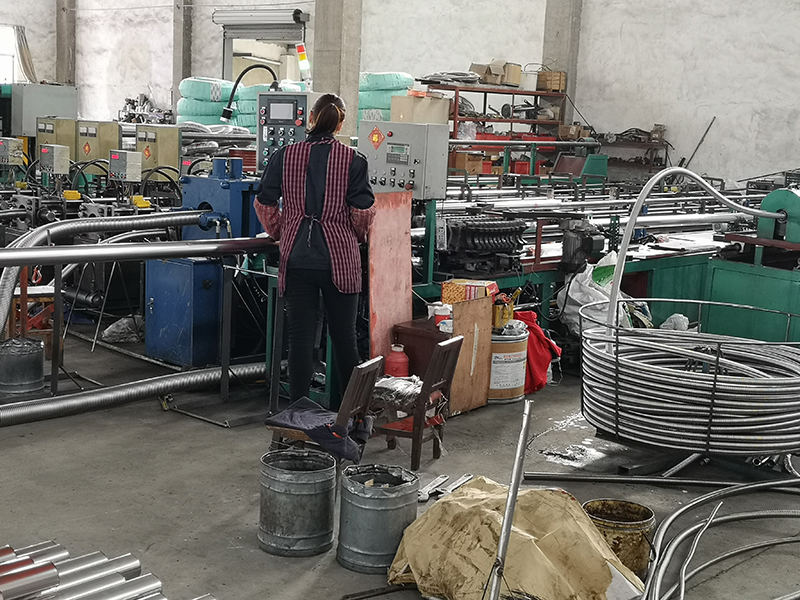 国产又黄又硬又粗